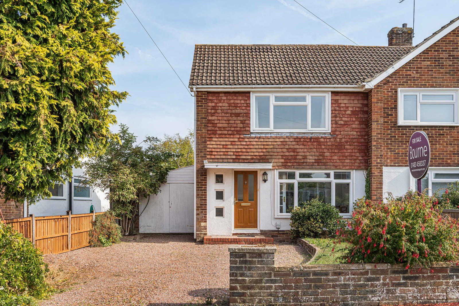 2 bed semi-detached house for sale