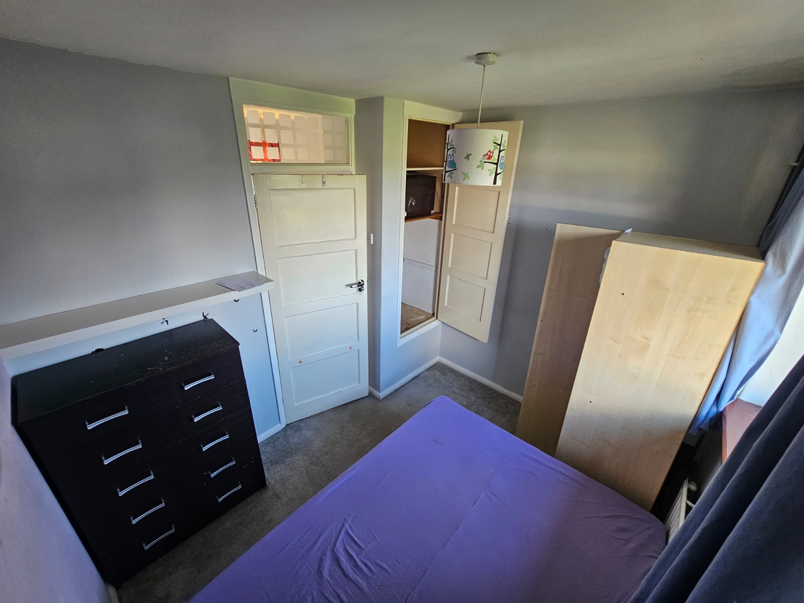 17, Trevor Close, Northolt photo 4