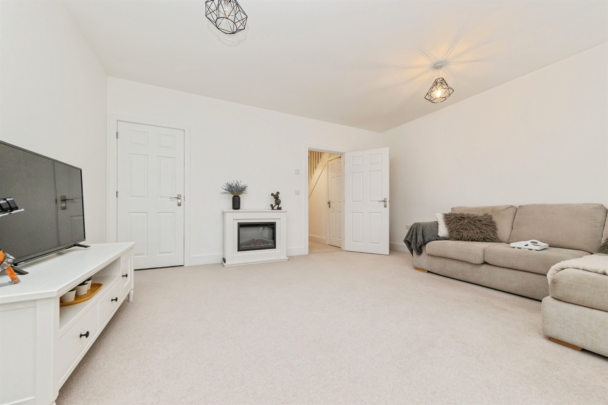 31, Oak Tree View, Ipswich photo 3