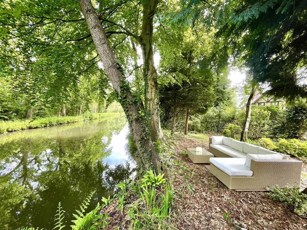 5 bedroom detached house for sale 0