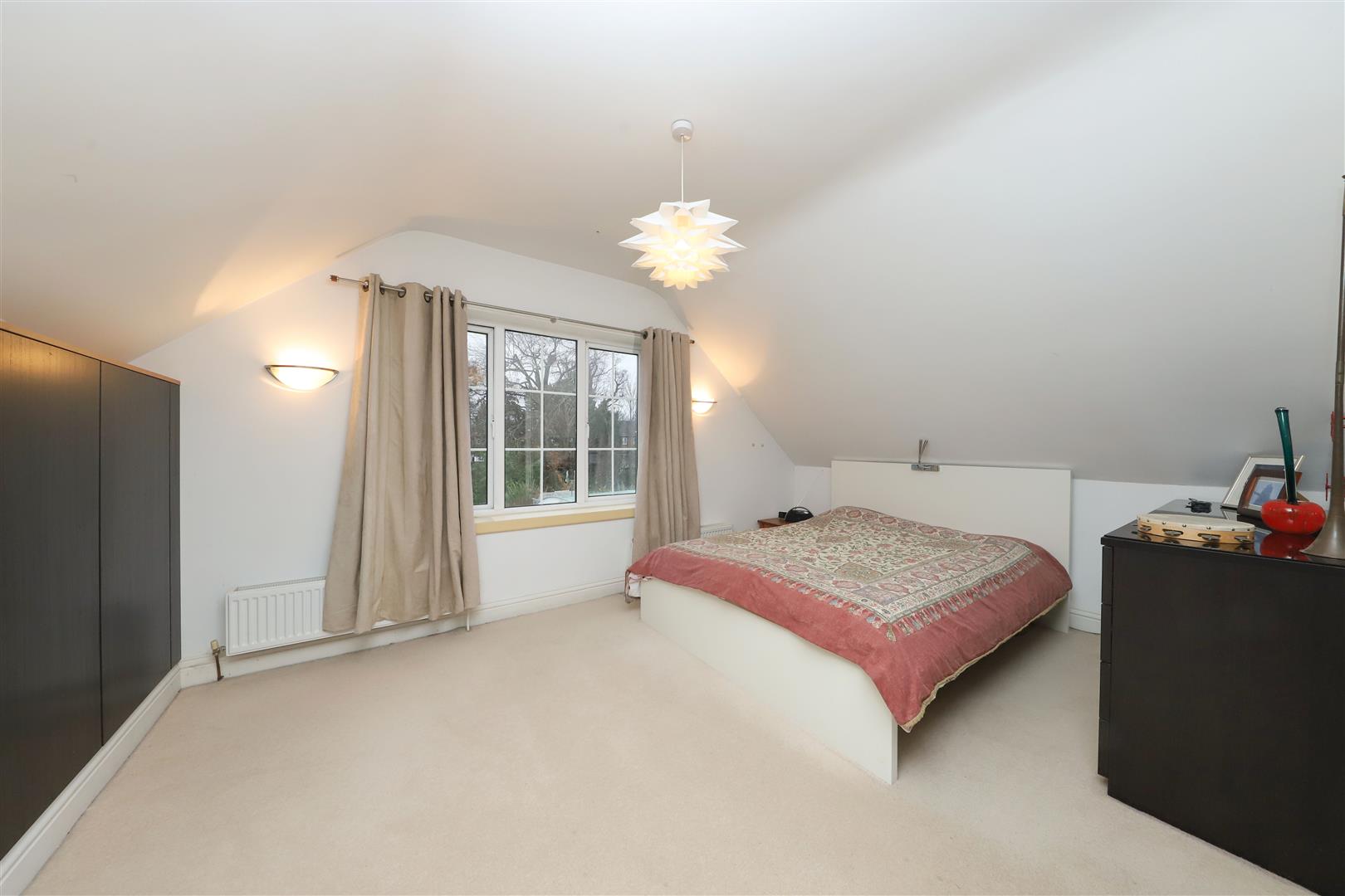 4 bedroom detached bungalow for sale 0