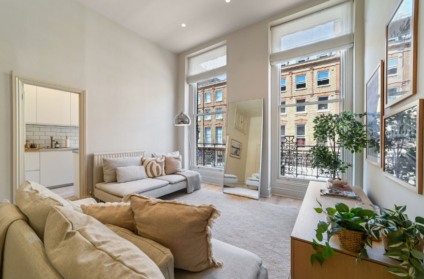 1-bed flat on Flat 2, 26, Nottingham Place, Marylebone, £6,825/mo
