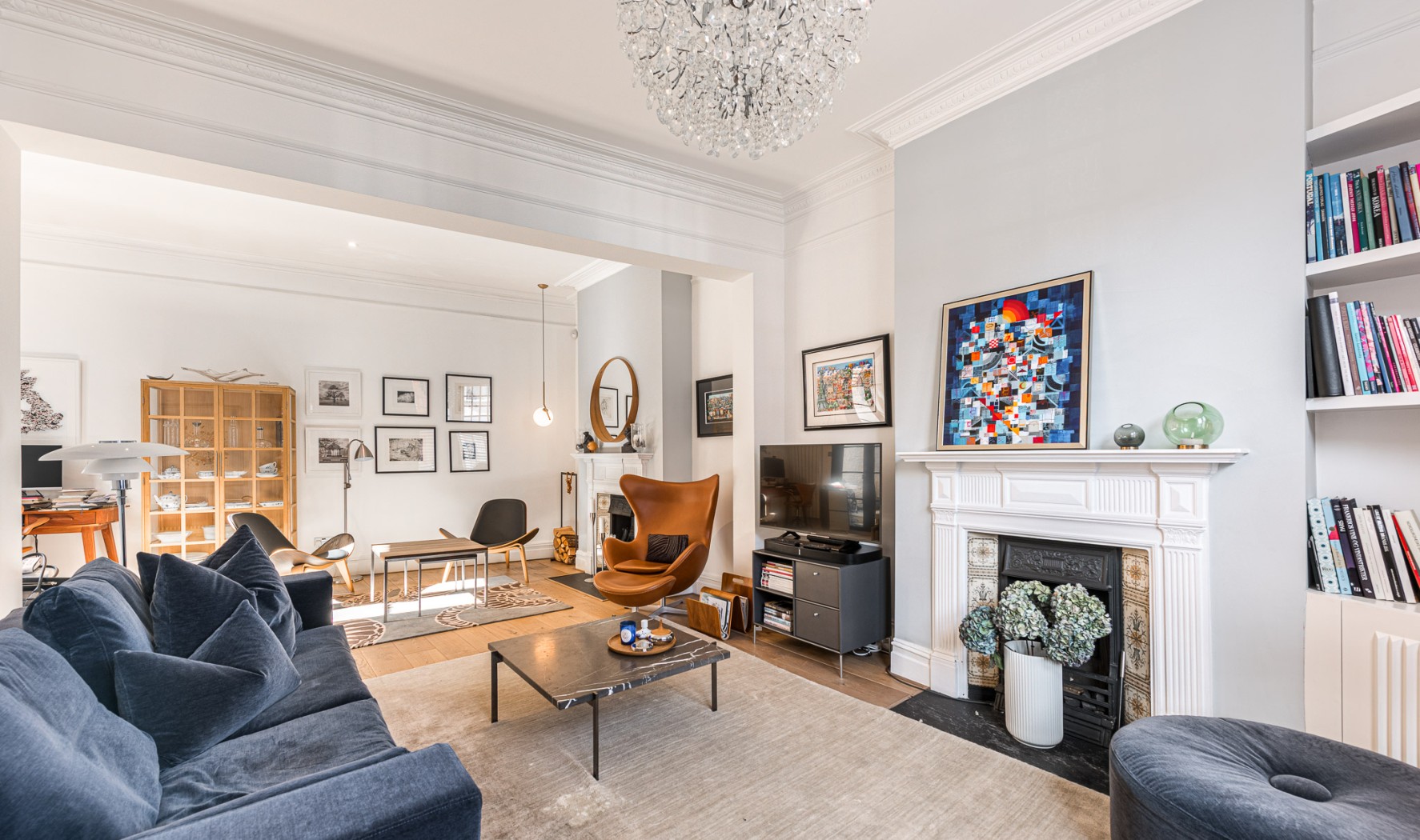3 bedroom flat for sale in London