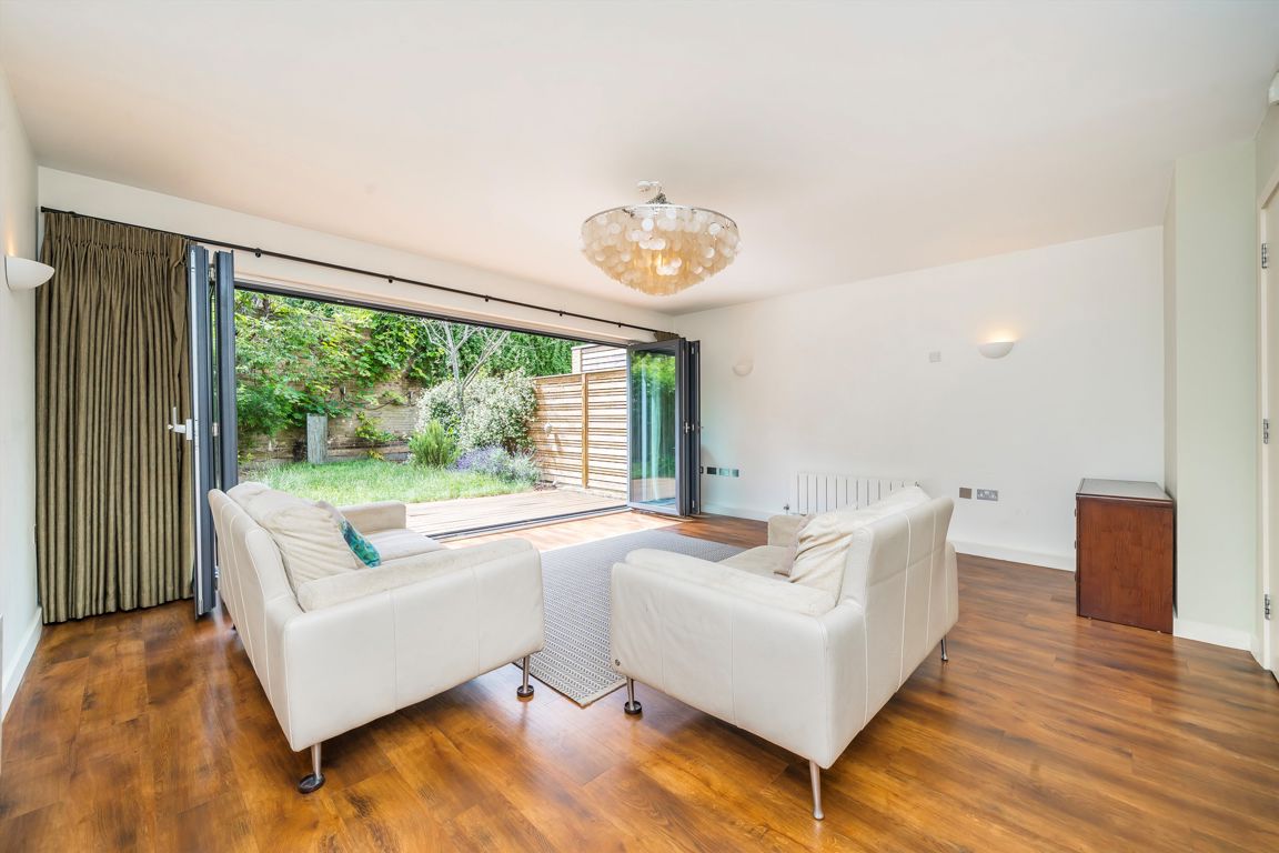 22 Axis Court, Woodland Crescent, London photo 4