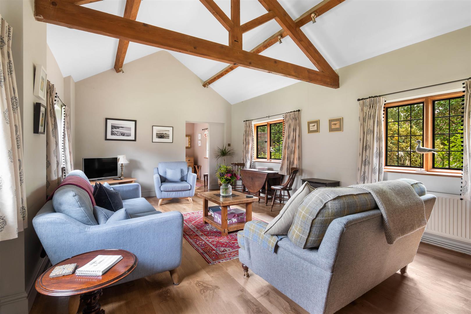 5 bedroom country house for sale 0