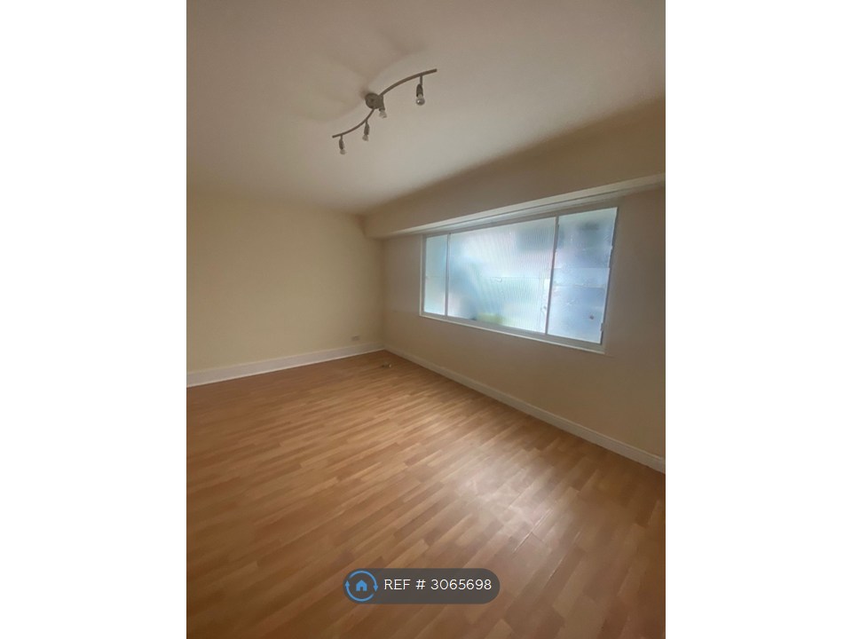 Flat, A London Road, Leicester photo 5