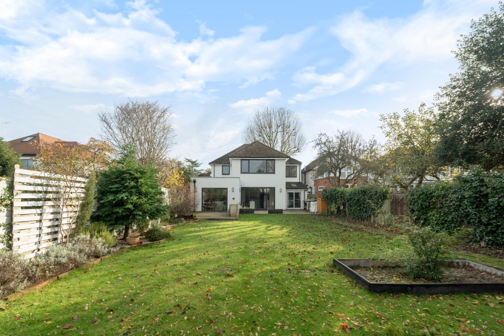 6 bedroom country house for sale