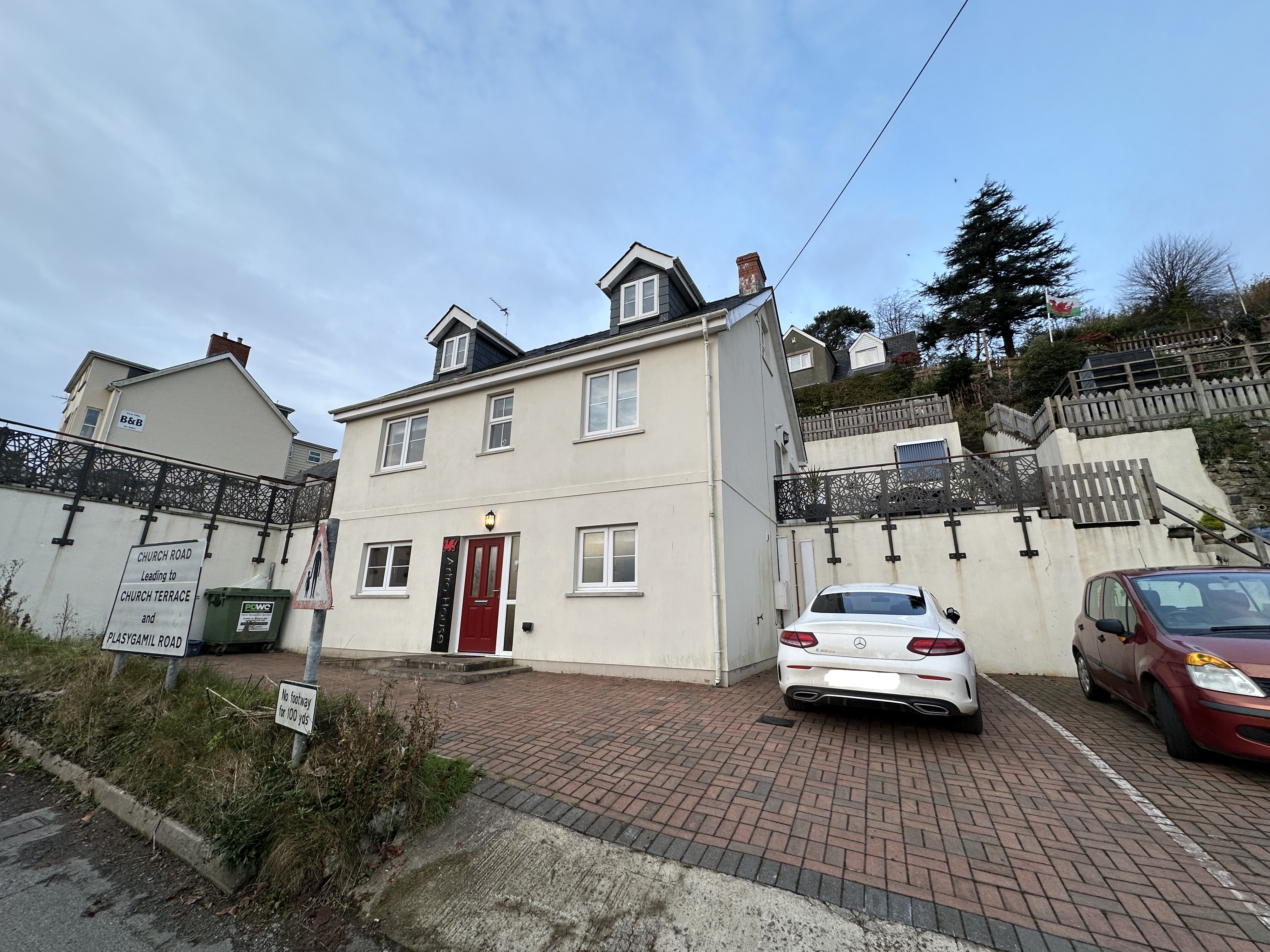 Artro House, Church Road, Goodwick photo 4