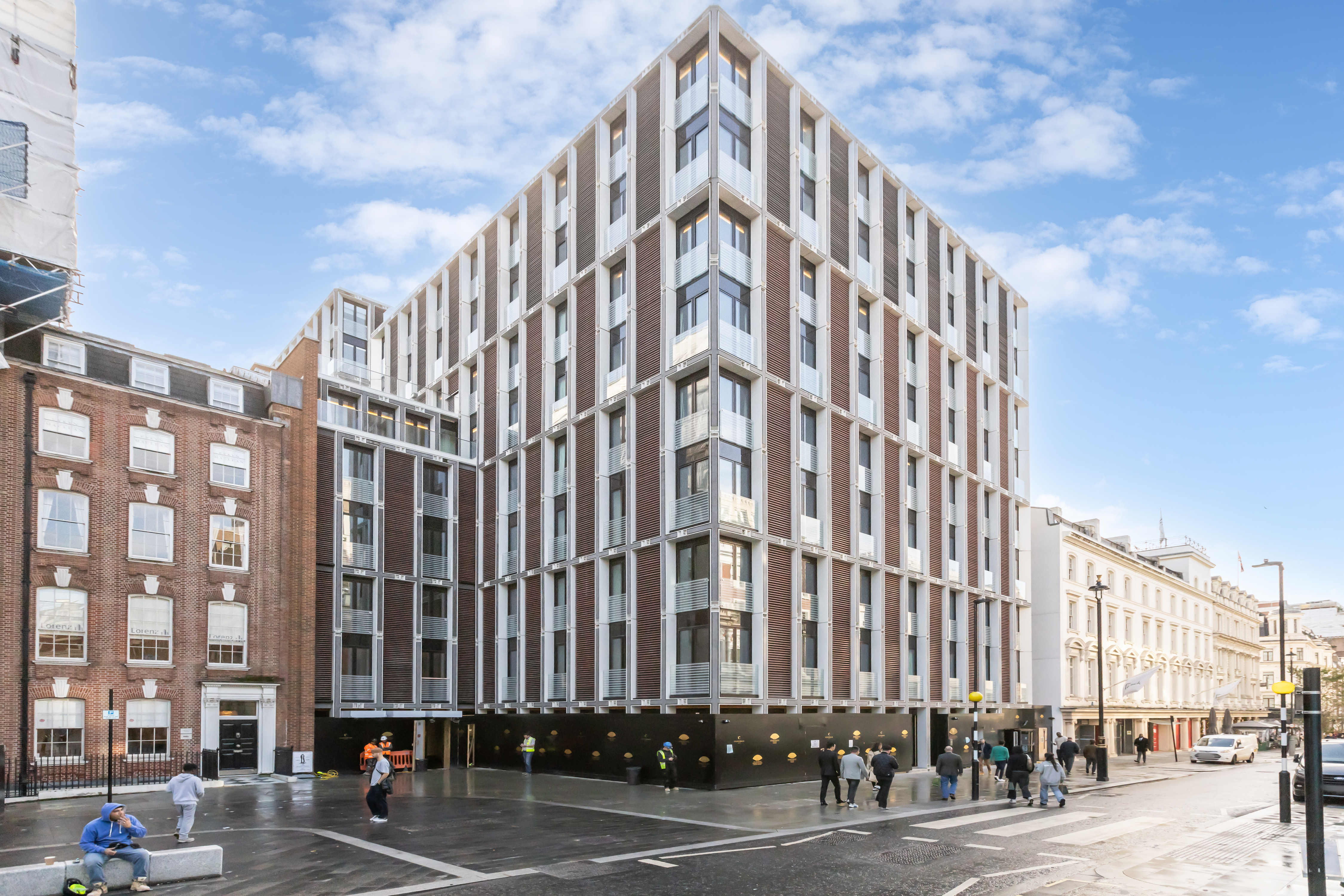 3 bedroom new flat for sale 0