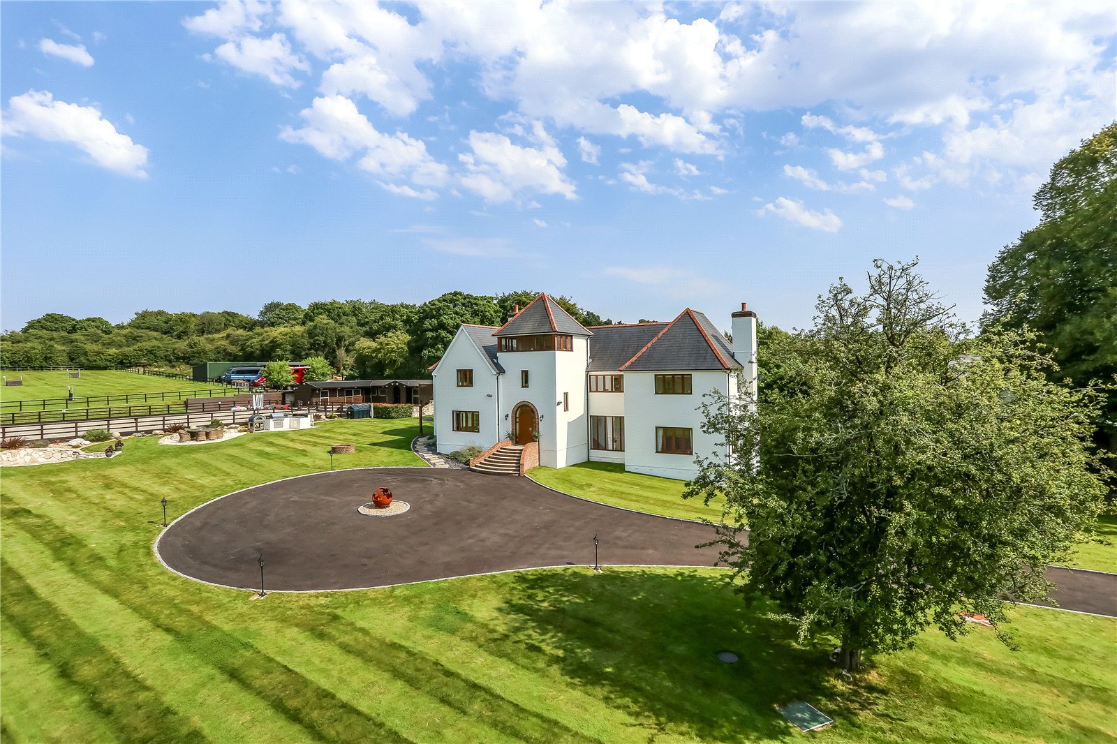 4 bedroom detached house for sale in Caerphilly