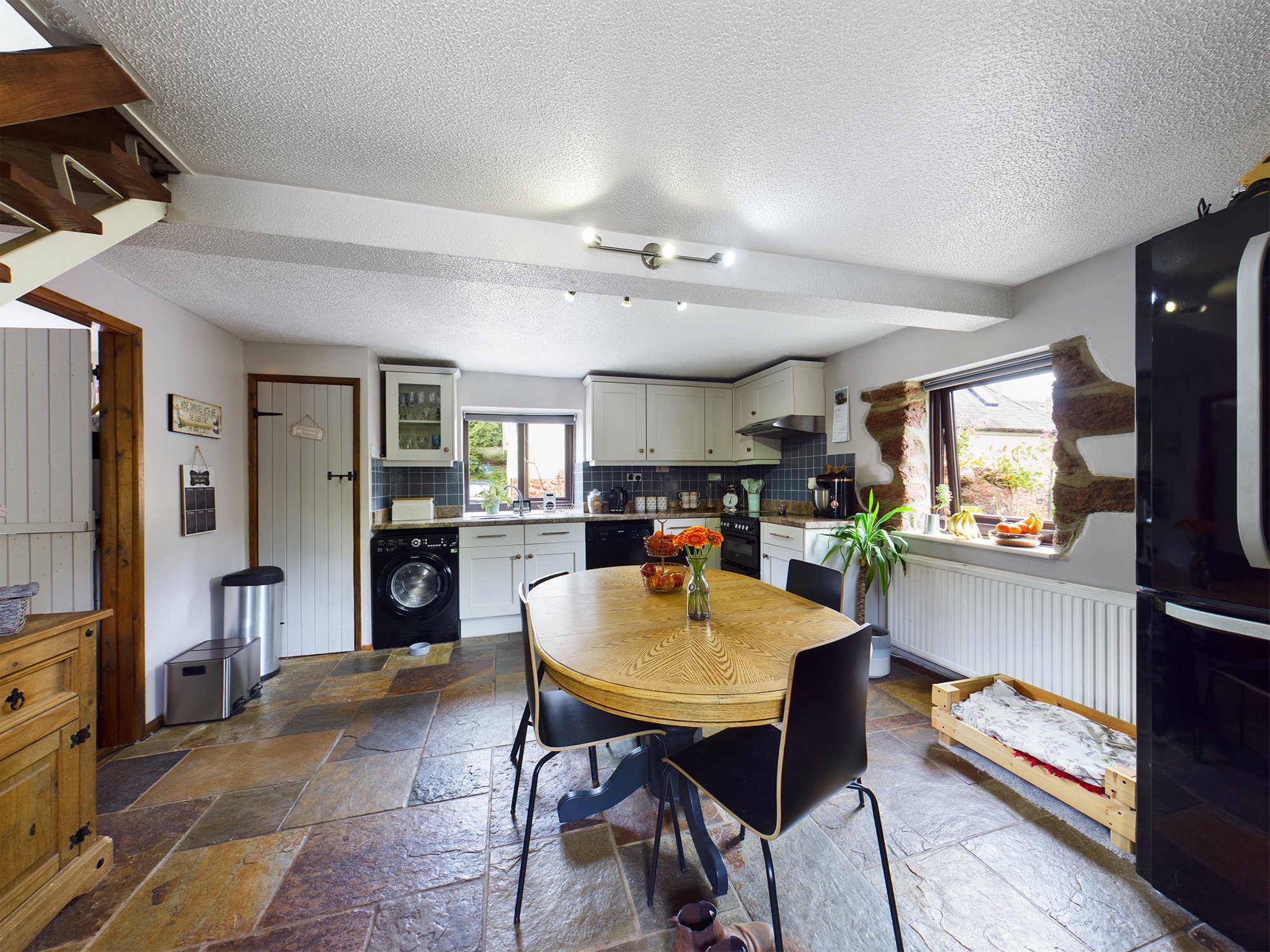 Photos of Stokeinteignhead, Newton Abbot TQ12 61973882 PrimeLocation