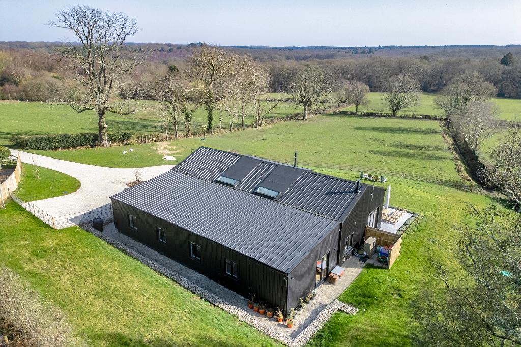 2 bedroom flat for sale in London