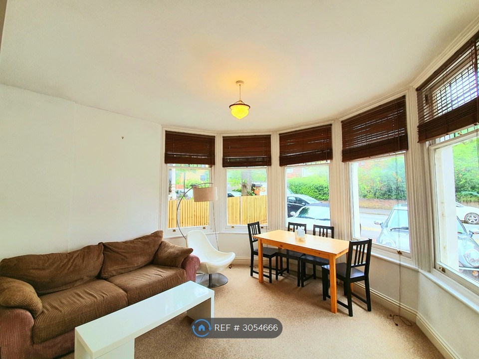 Flat, Elm Grove Wimbledon, London photo 4