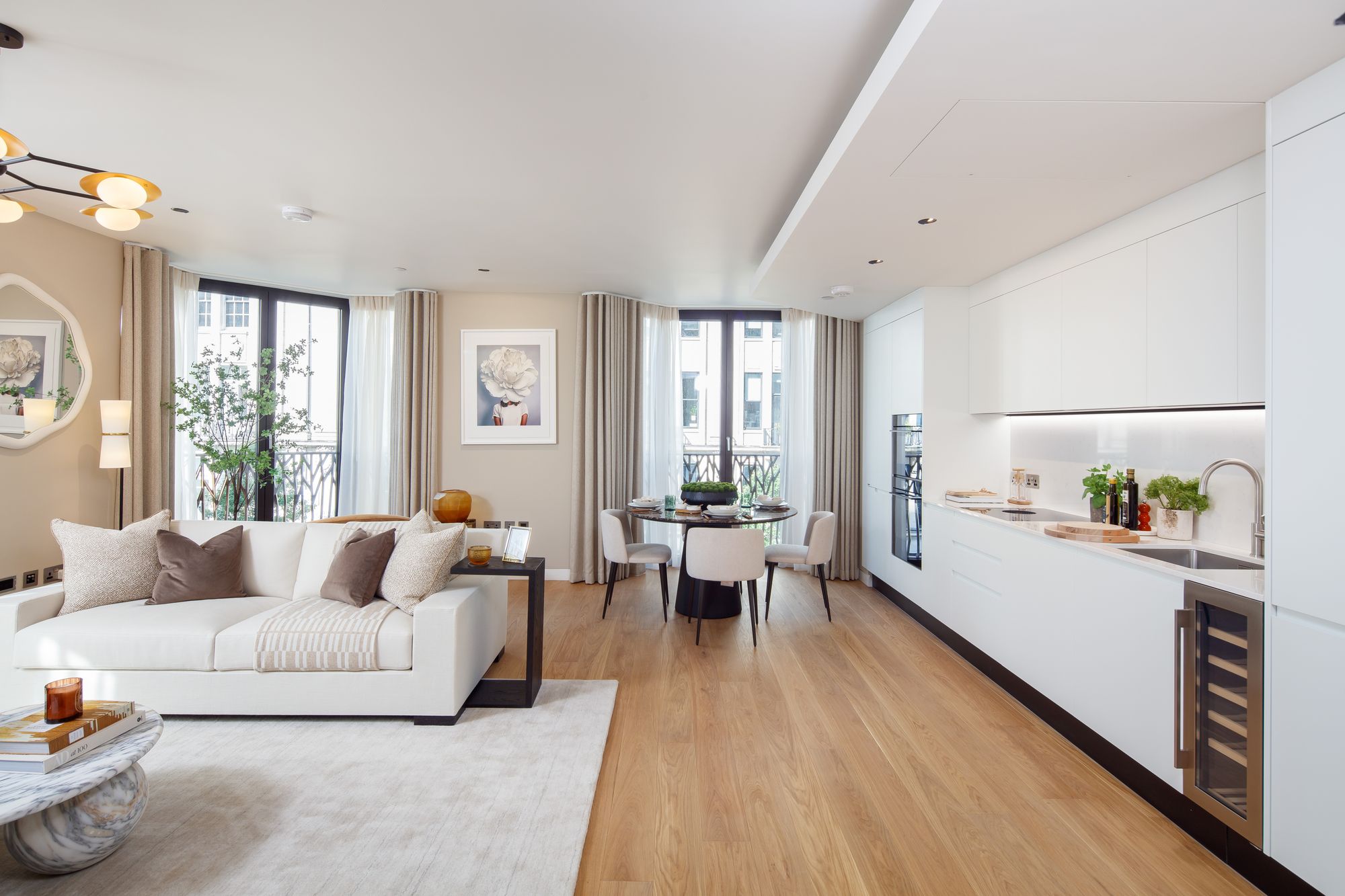 A704, W1 Place, Great Portland Street, London photo 3
