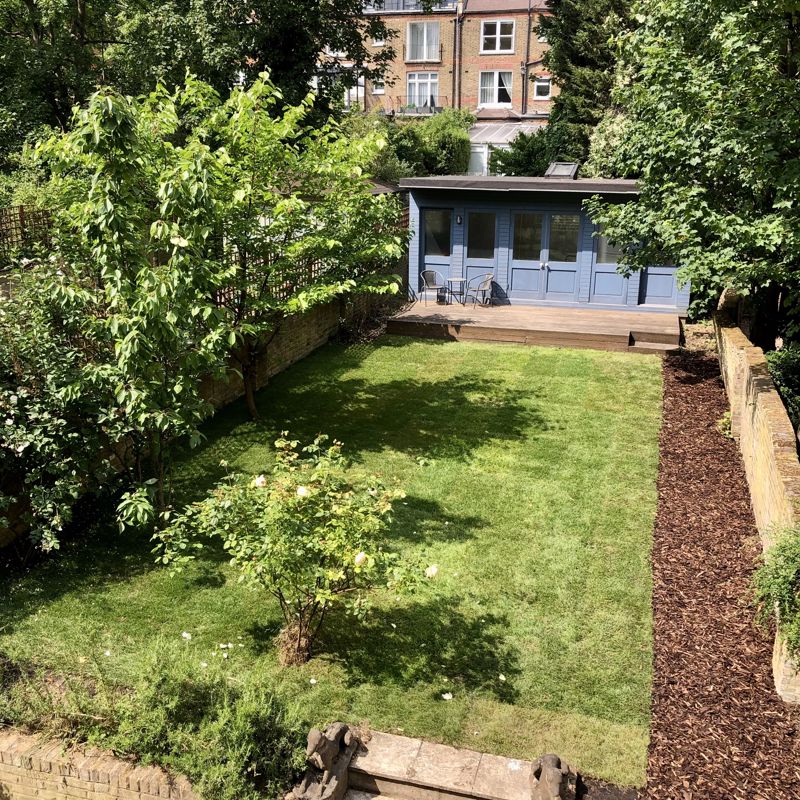 Balaton Lodge, Newmarket