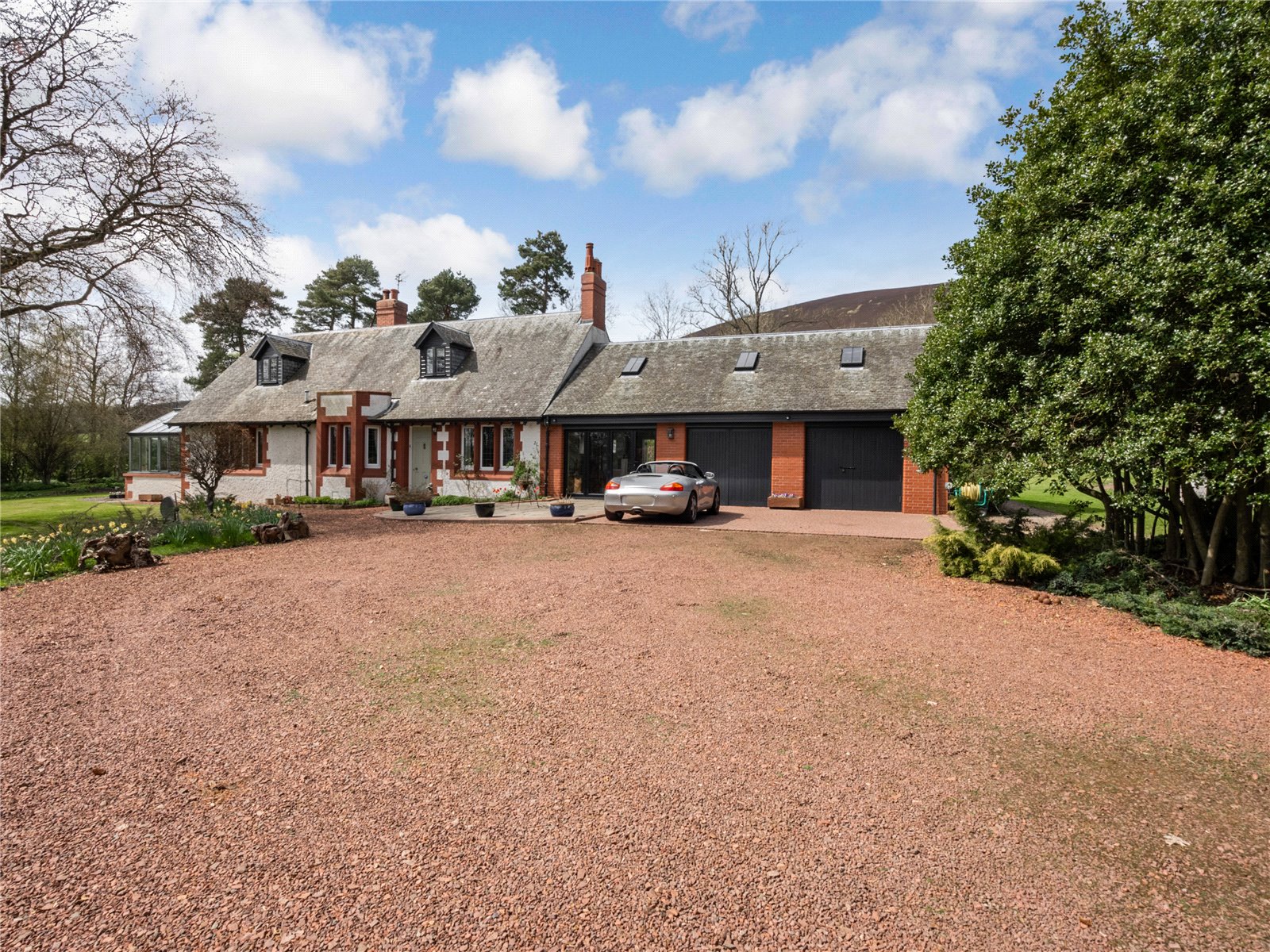 Photos of Symington, Biggar, South Lanarkshire ML12 64579290