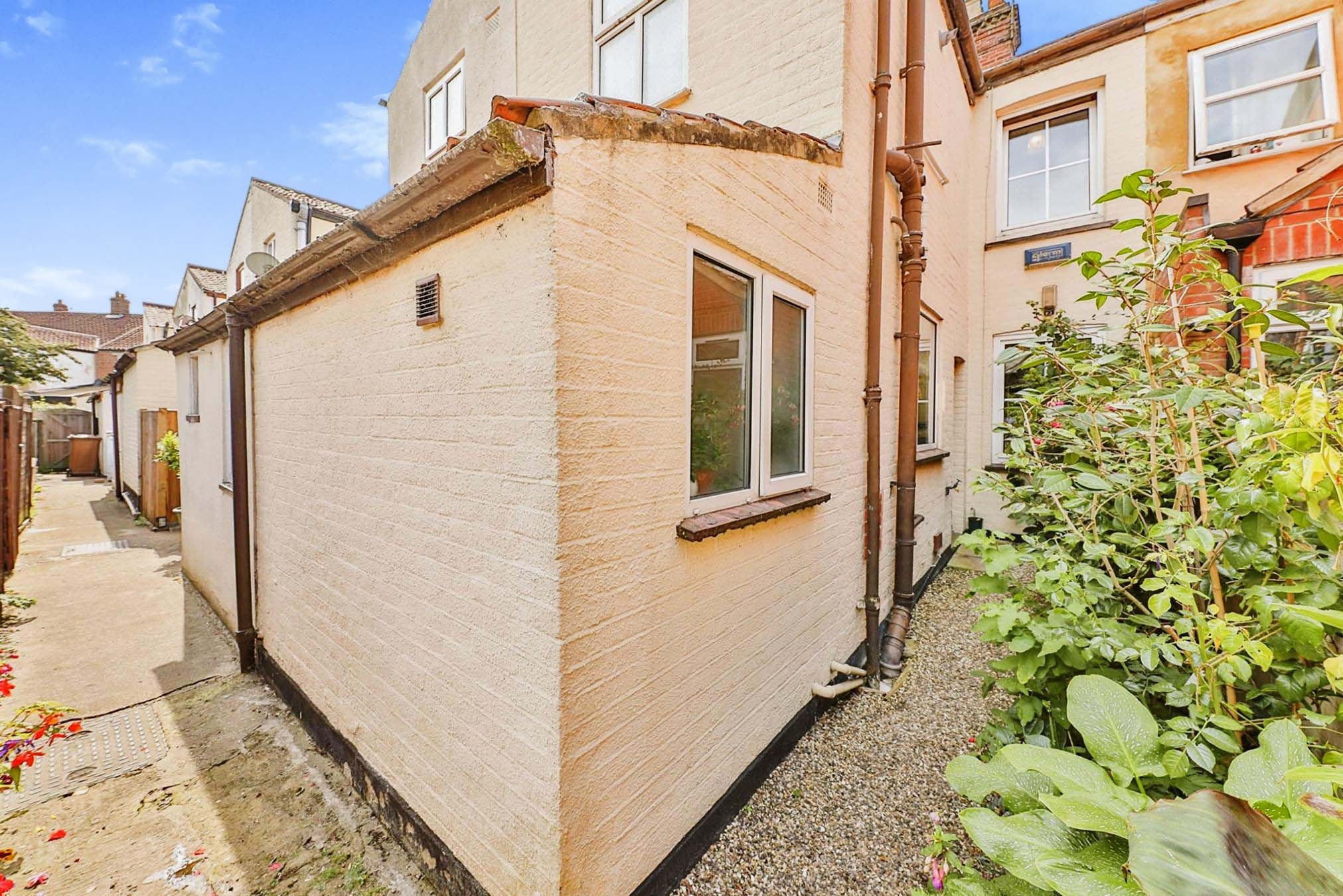 Photos of Trafford Road, Norwich NR1 59808087 PrimeLocation