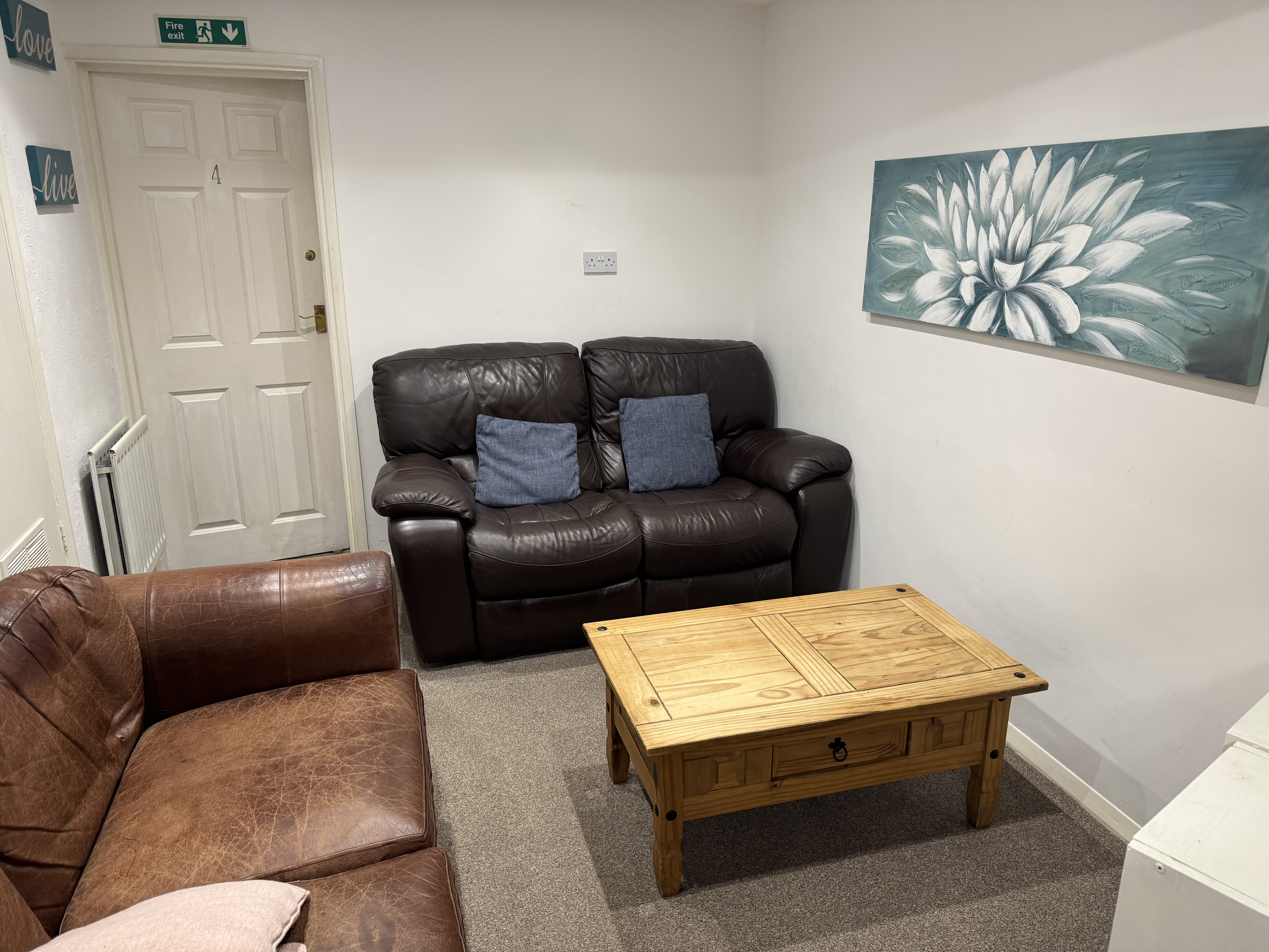 Room 1, Canterbury photo 5