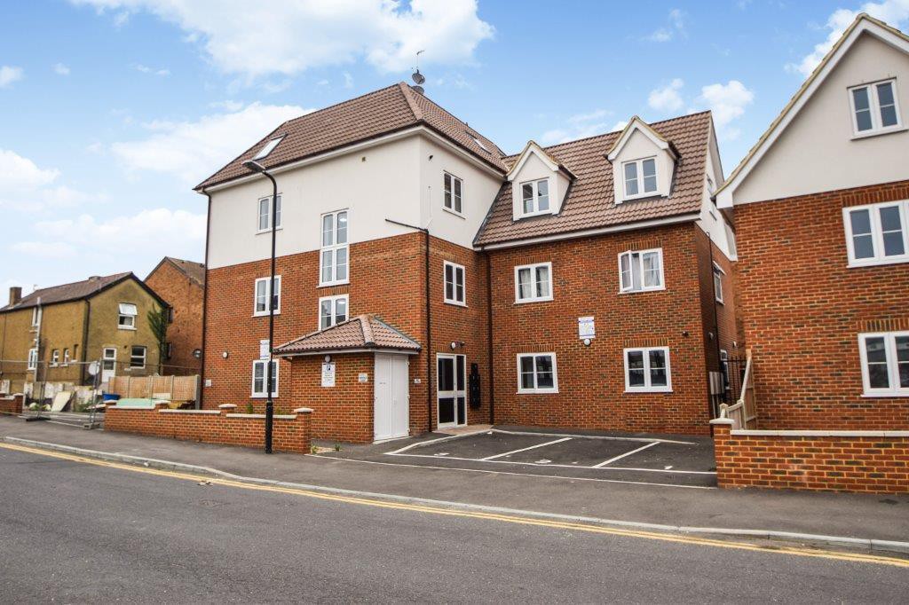 Free property report Flat 7, Oakdale Court, St Pauls Avenue, Slough