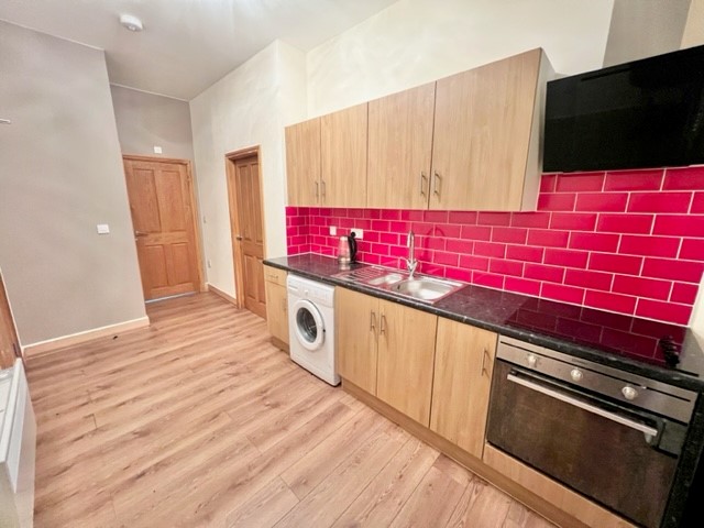 Apartment 38 Southgate House, 9 Wards End, Halifax, HX1 1BX - listing photo