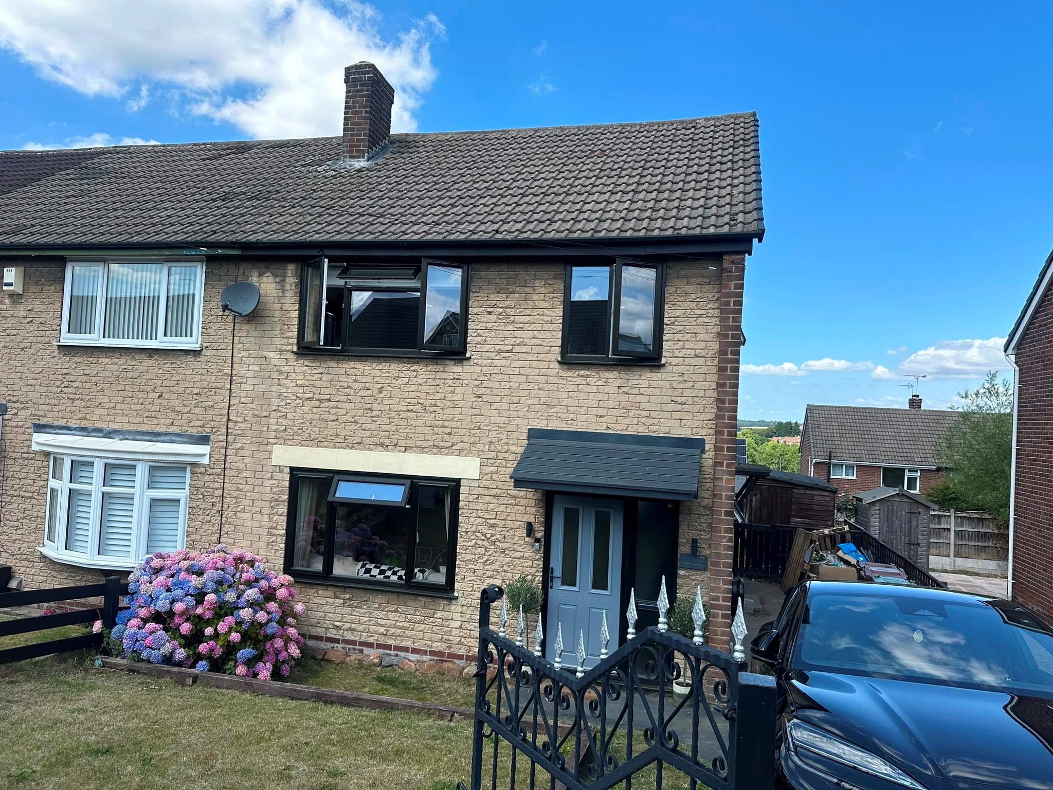 7, Fieldhead Close, Pontefract photo 2