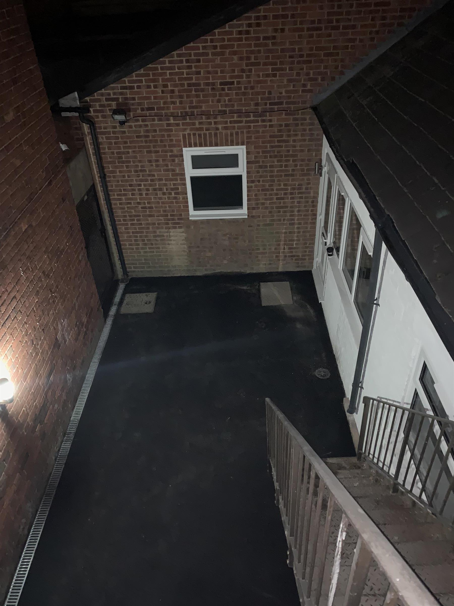 160b Station Road, Addlestone photo 4