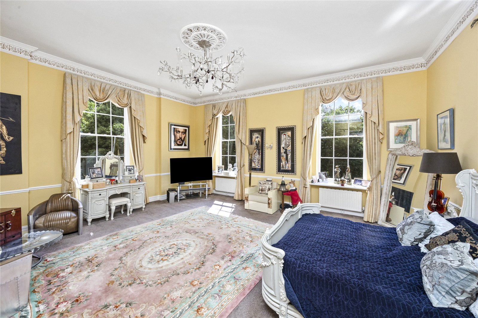 5 bedroom semi-detached house for sale 0