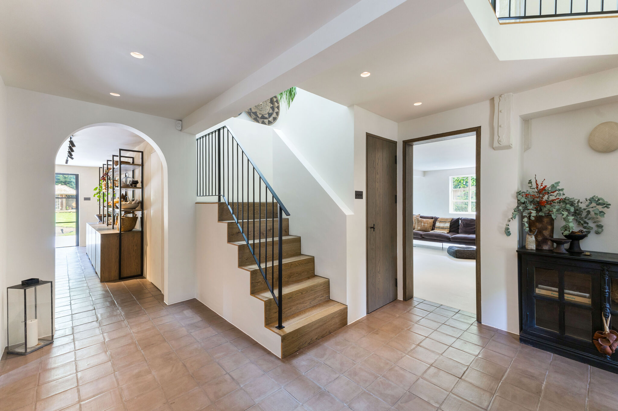 5 bedroom detached house for sale 0