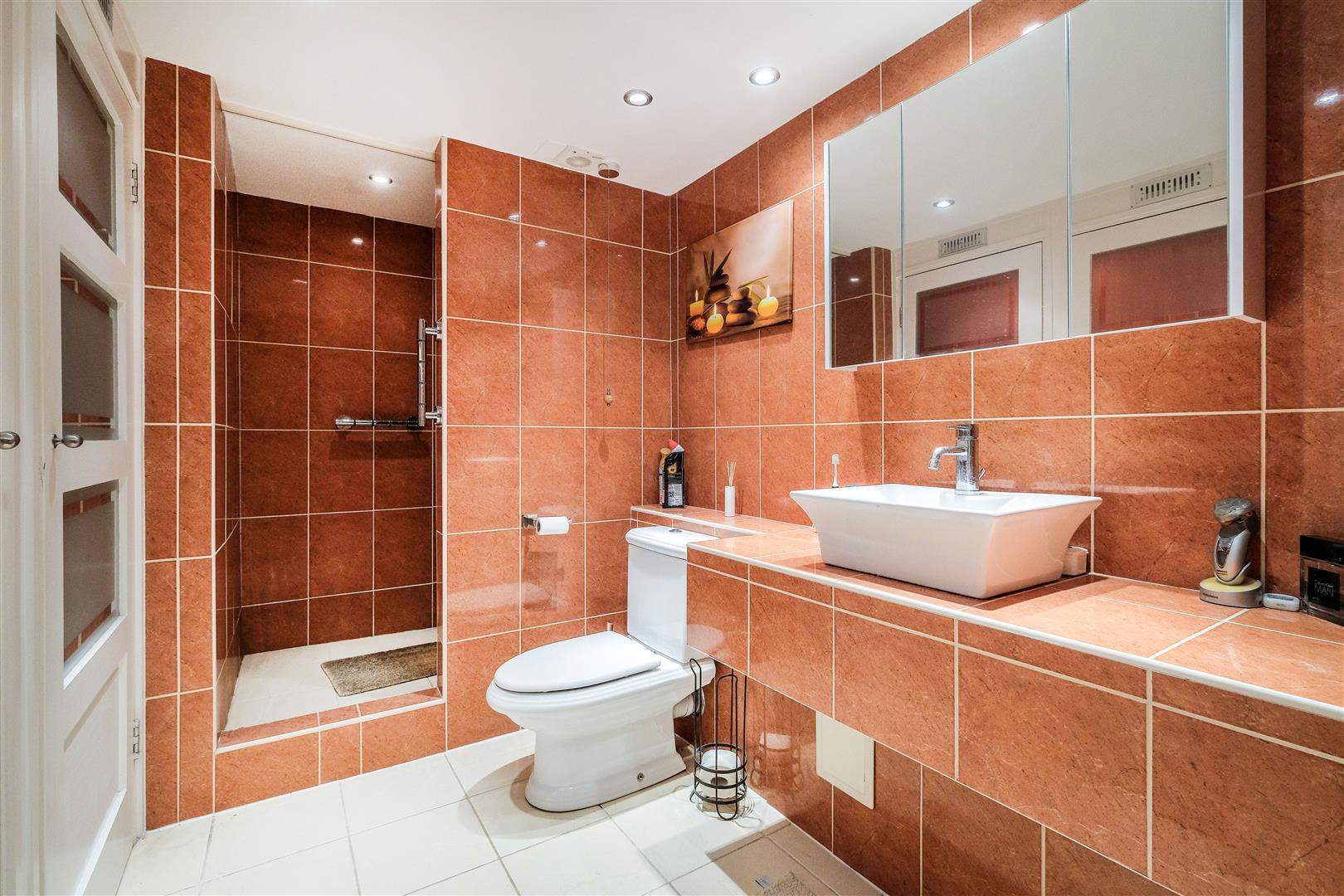 Photos of The Bowls, Chigwell IG7 65563325 PrimeLocation