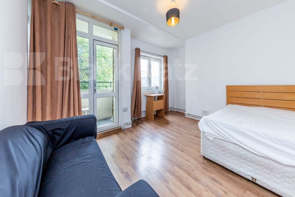 5-bed flat on Agdon Street, London, £4,498/mo