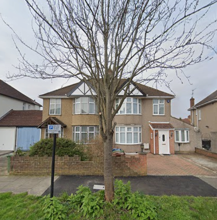 24 , Beechwood Avenue, South Harrow photo 2
