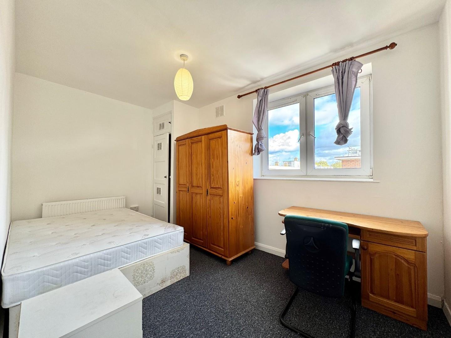 Room 5, 17 Barnard House, Ellsworth Street, London photo 4