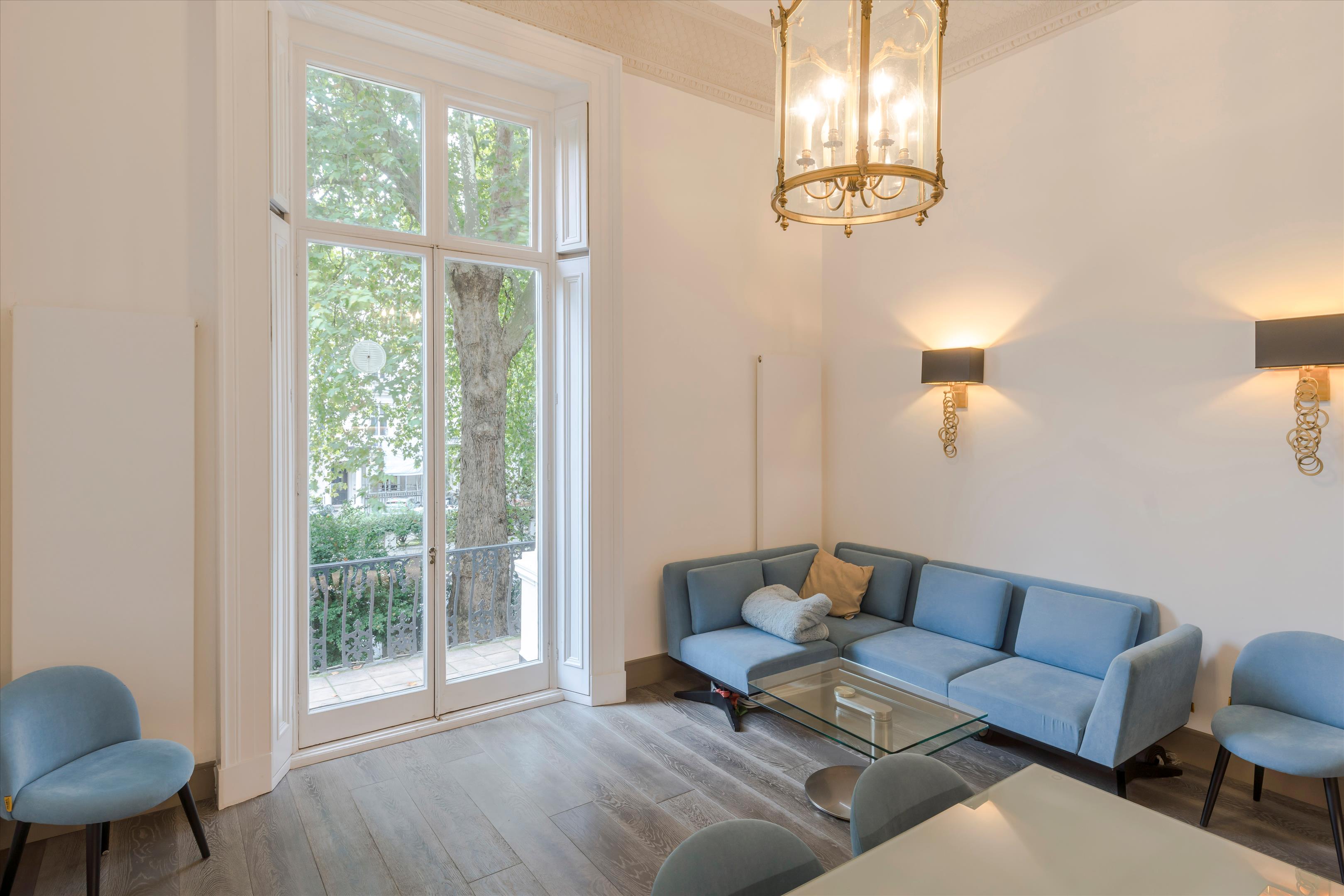 2 bedroom flat for sale 0