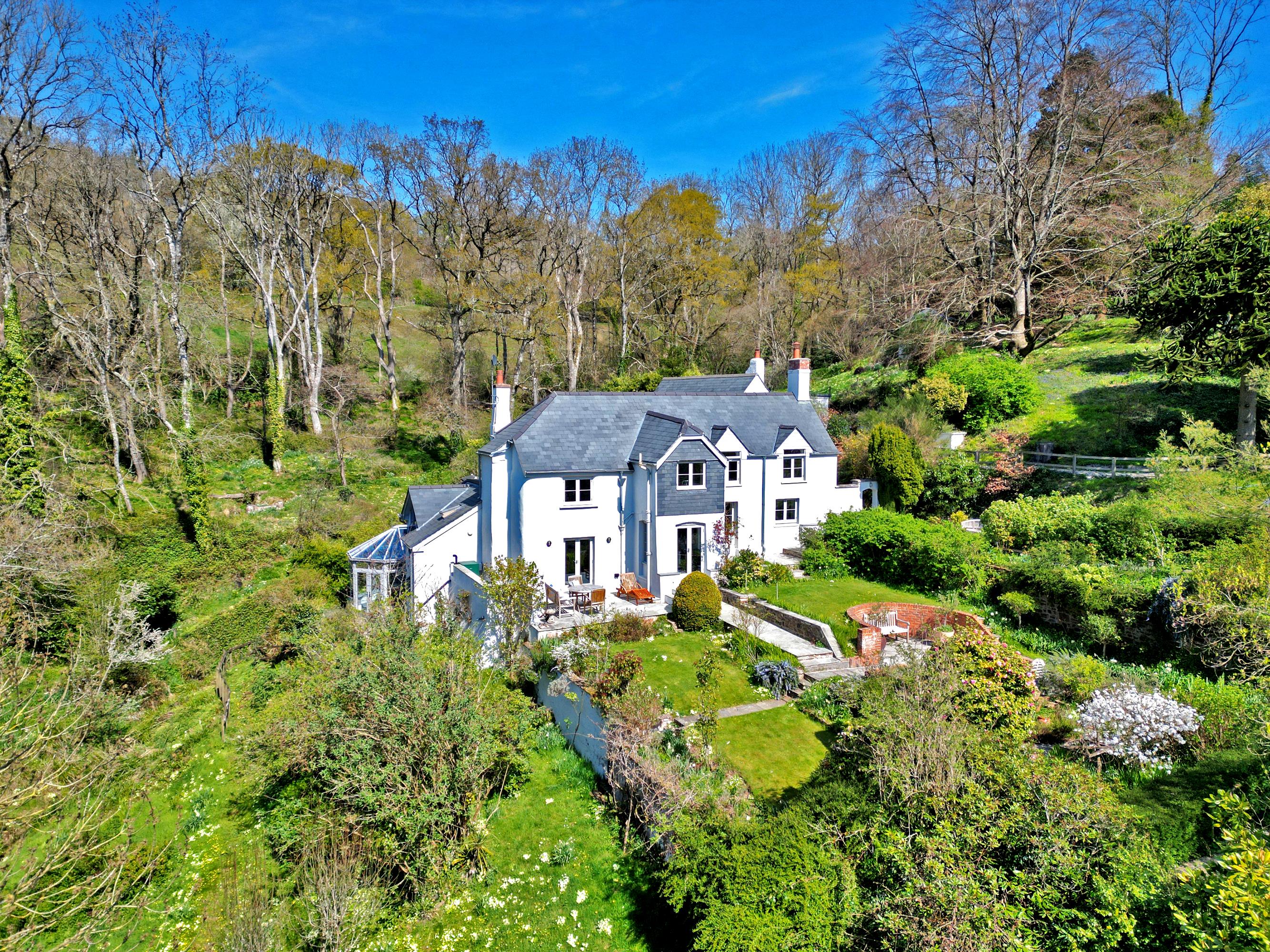 6 bedroom block of flats for sale