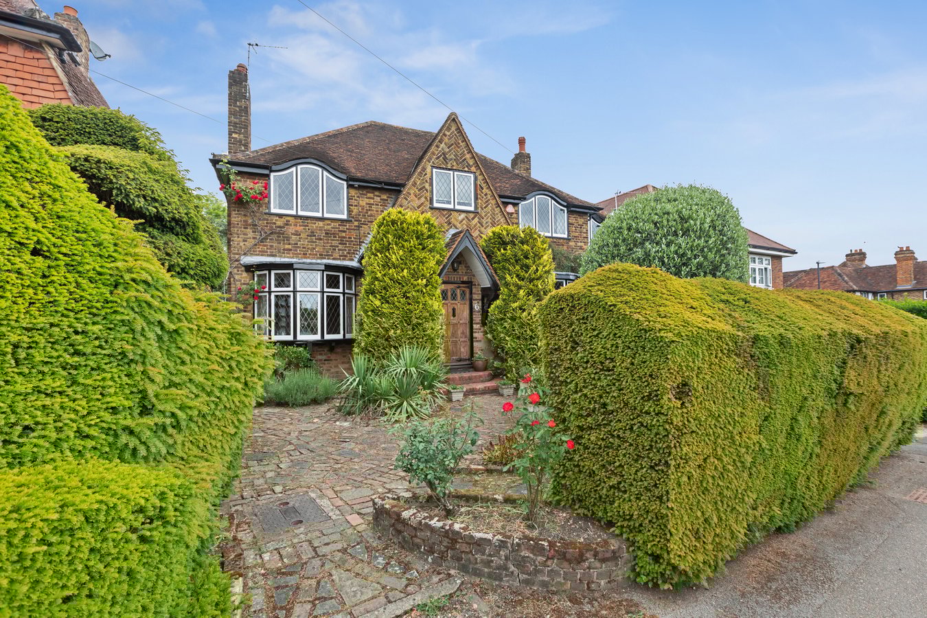 4 bedroom semi-detached house for sale