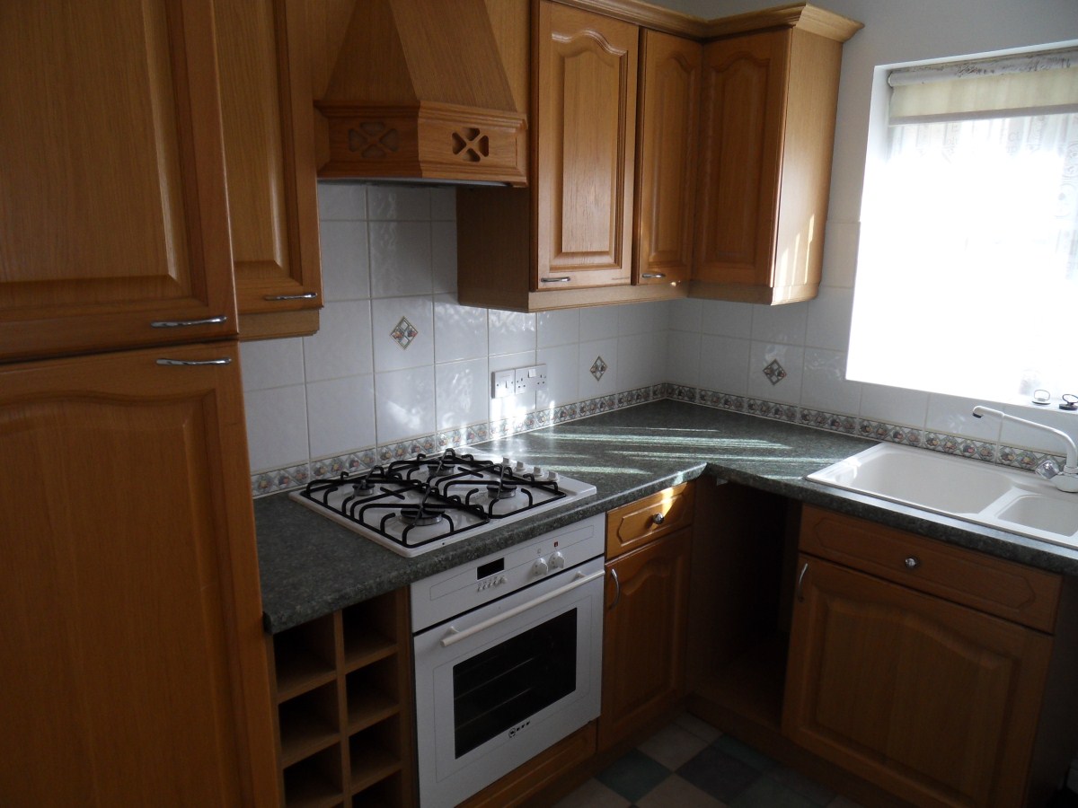 Free property report 42 Century Close, St Austell, PL25 3UY Chimnie