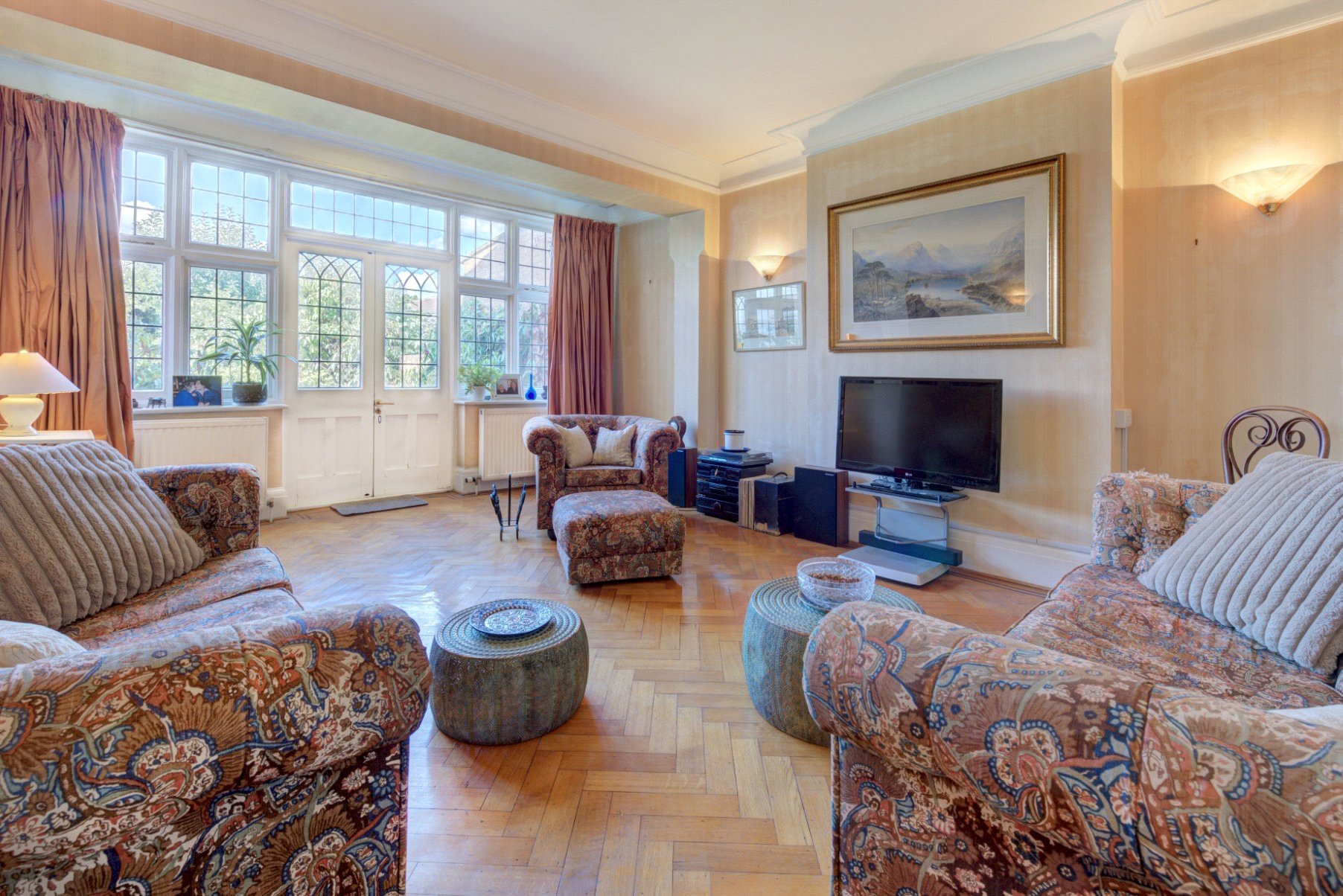 4 bedroom semi-detached house for sale 0