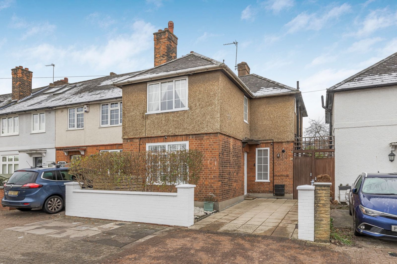 3 bedroom end terrace house for sale 0