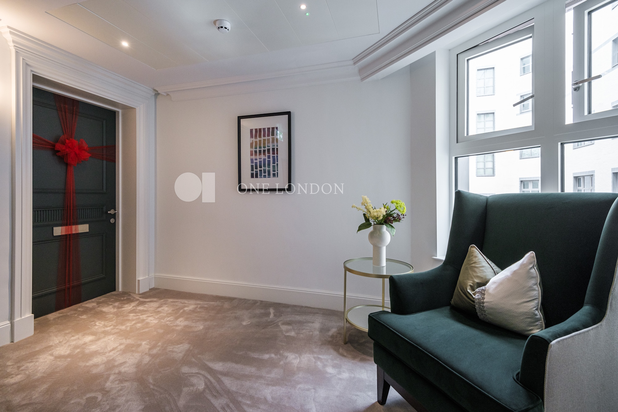 3 bedroom flat for sale 0