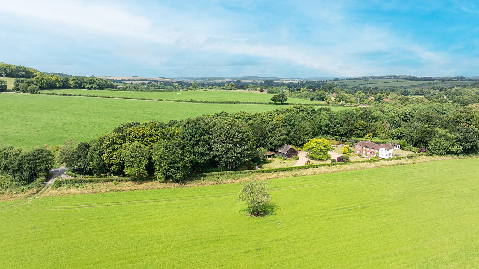 4 bedroom detached house for sale 0