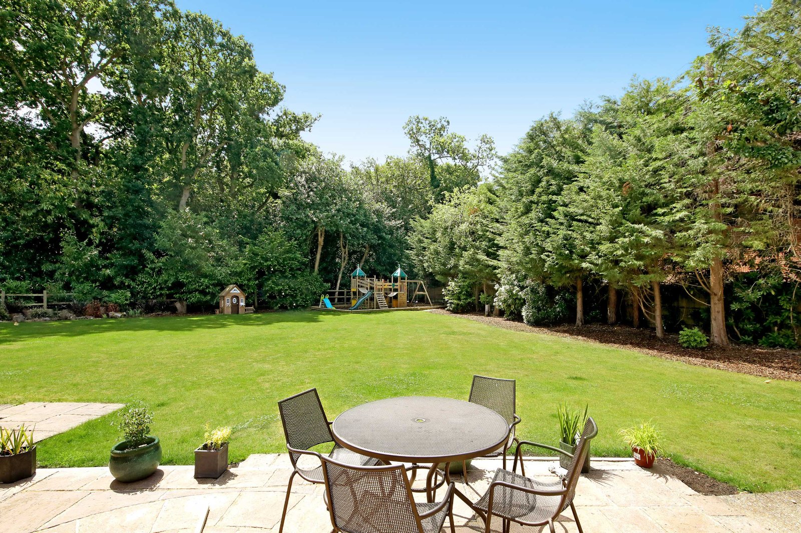 5 bedroom bungalow for sale 0