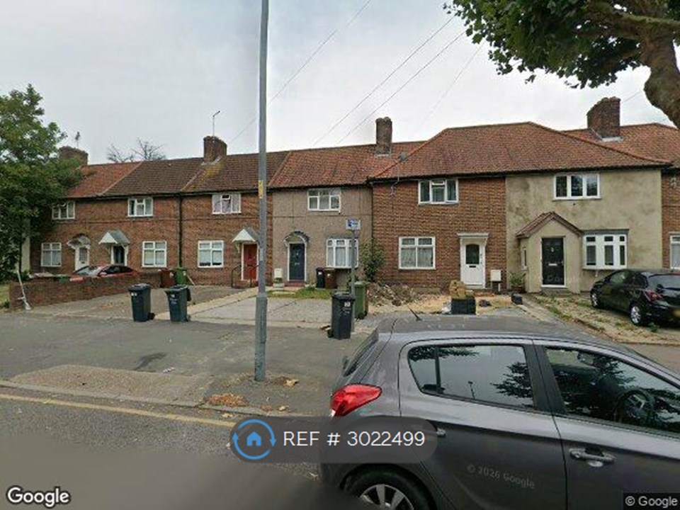 Valence Avenue, Dagenham photo 2