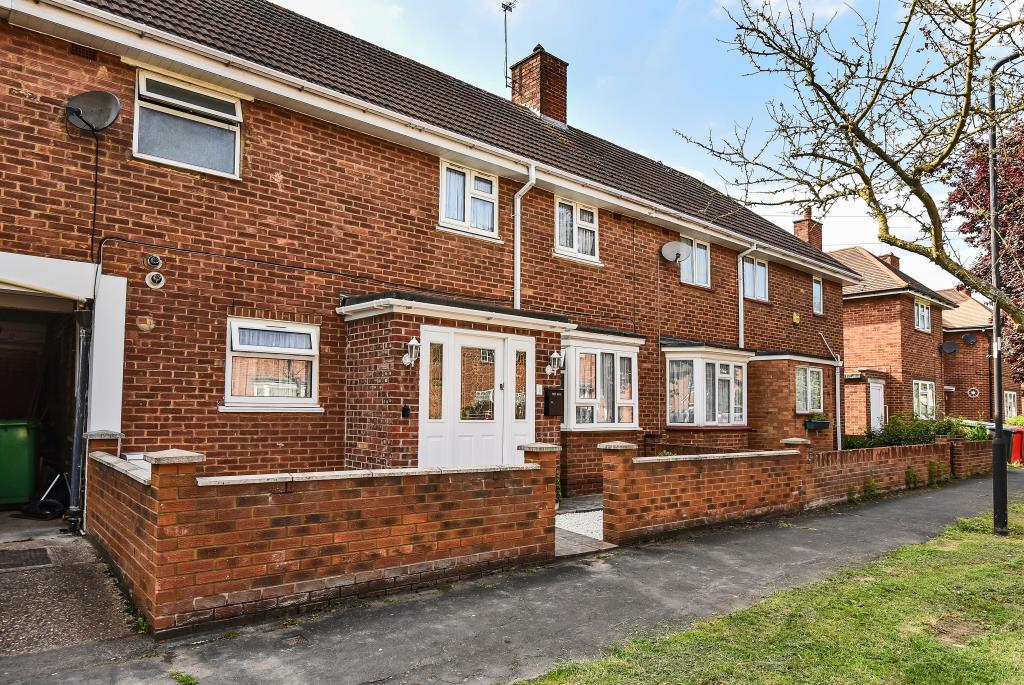 Free property report 45 Hawthorne Crescent, Slough, SL1 3NG Chimnie