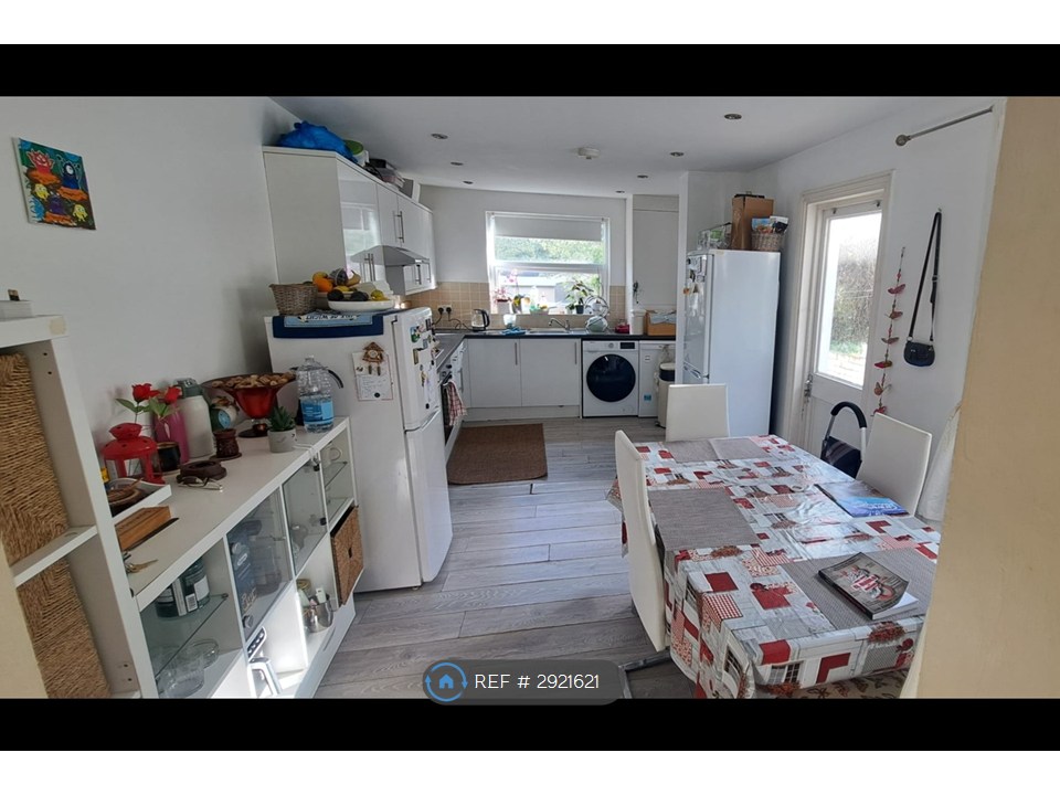 Bulwer Road, London photo 5