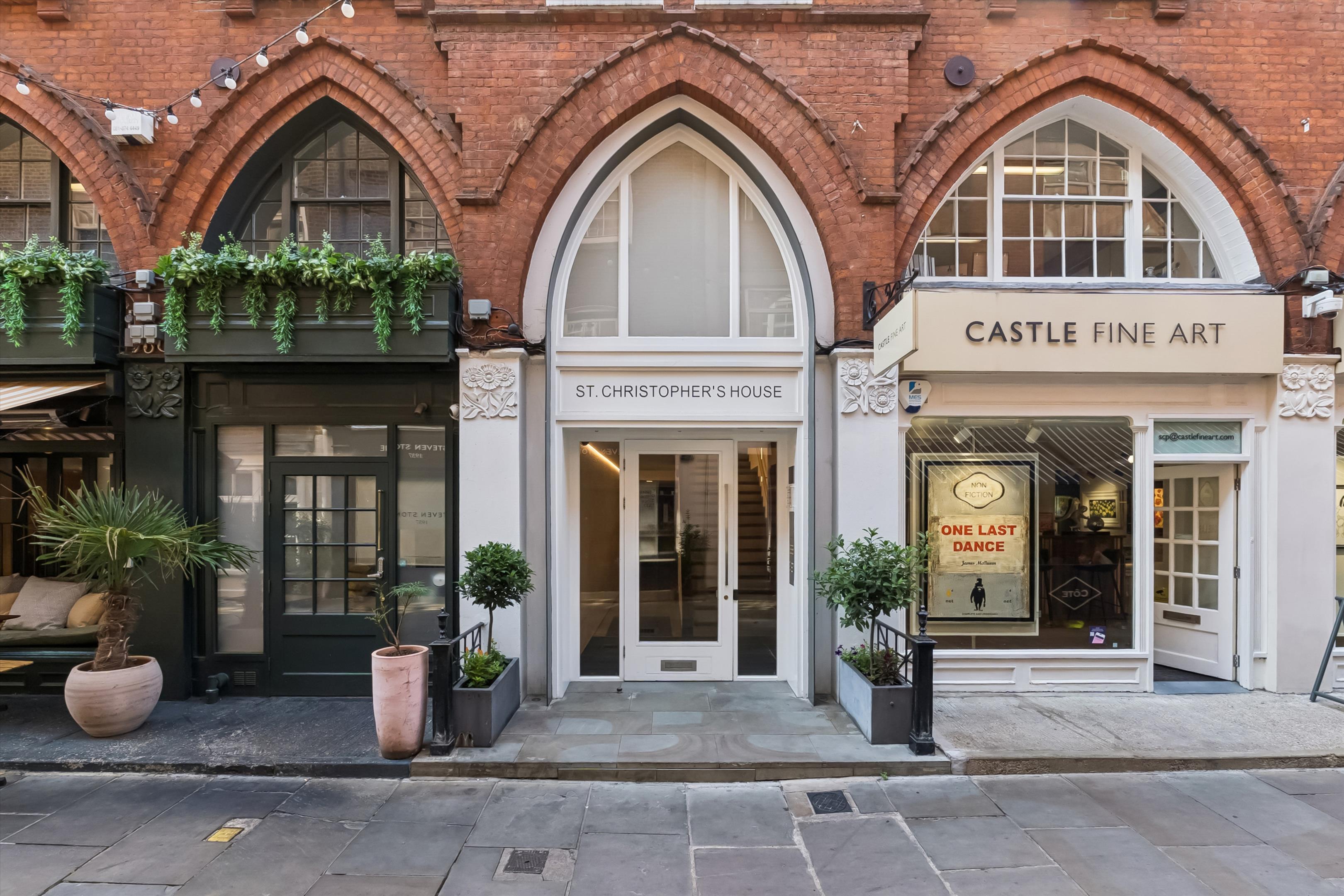 2-bed flat on 38, St Christophers House, Marylebone, £4,000/mo
