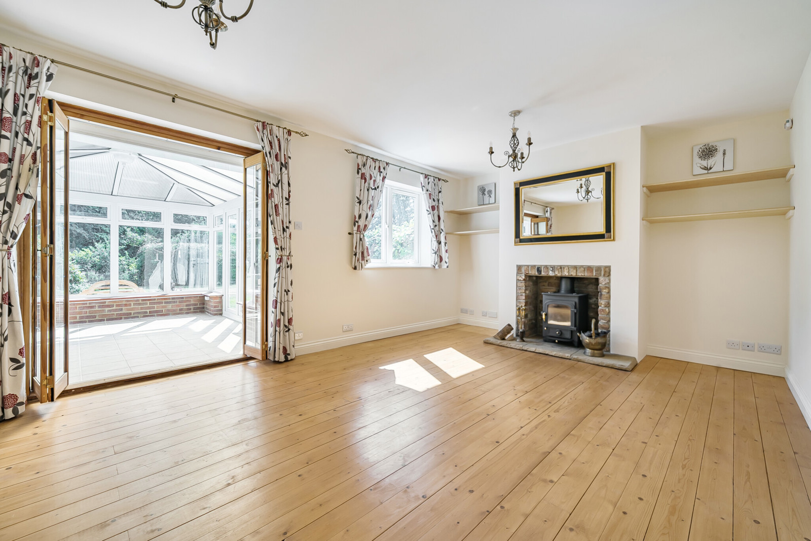 3 bedroom bungalow for sale 0