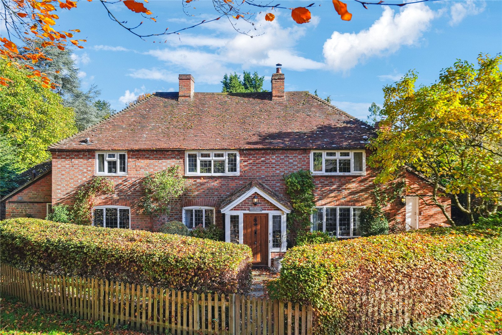 5 bedroom detached house for sale 0