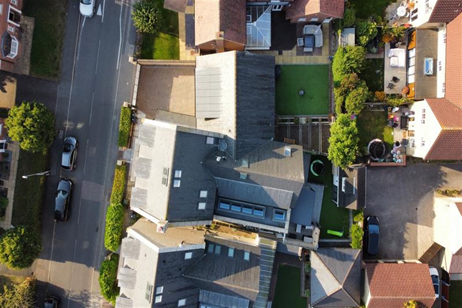 7 bedroom detached house for sale 0