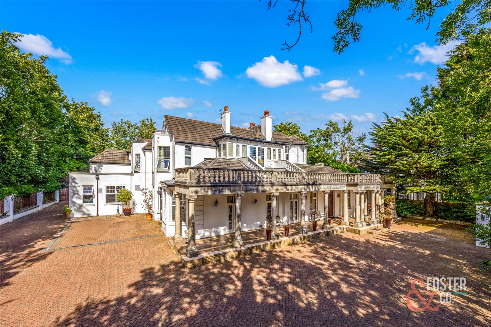 10 bedroom detached house for sale 0