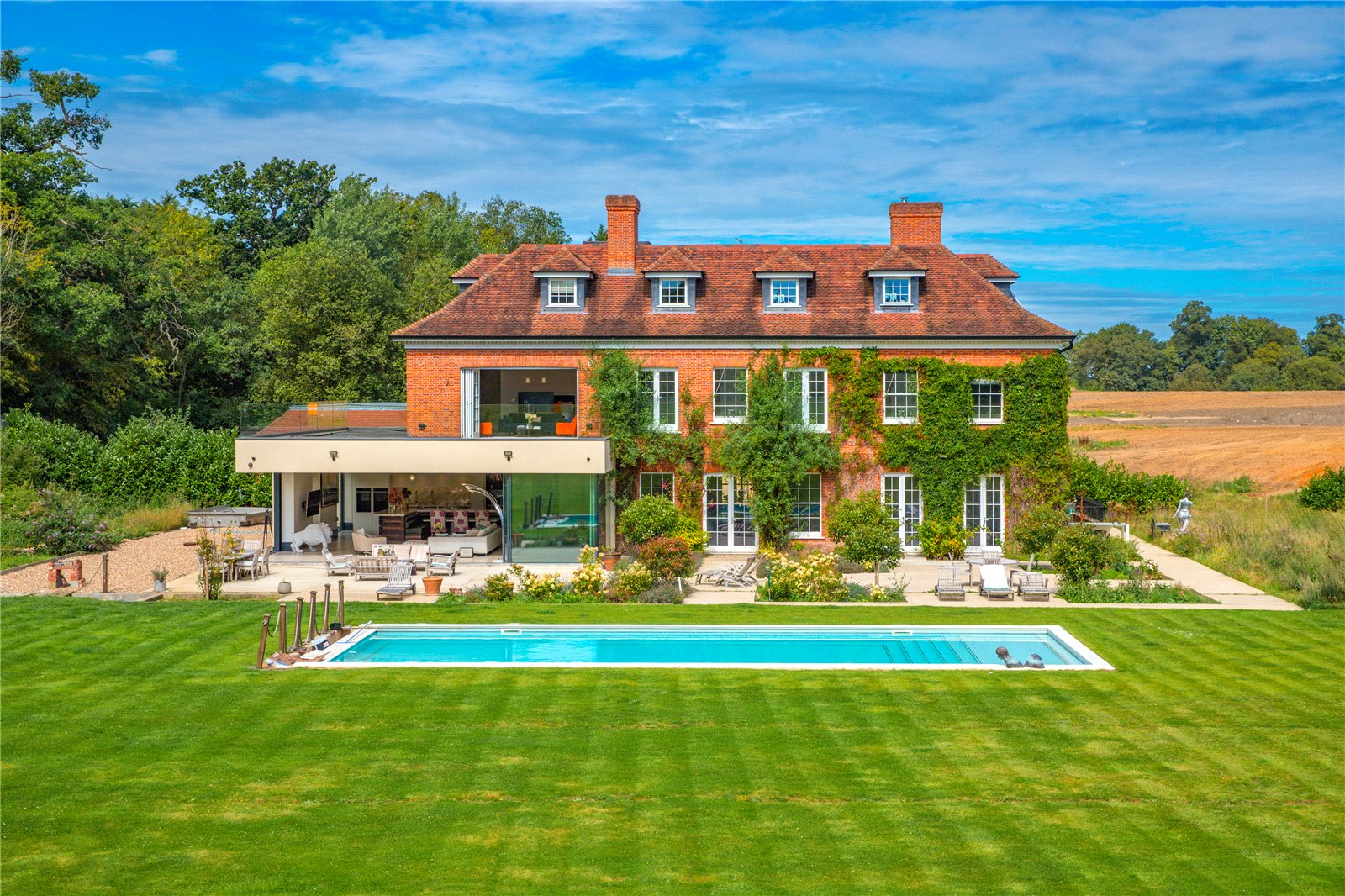 Photos of Harper Lane, Radlett, Hertfordshire WD7 65508785